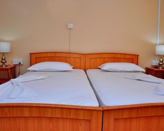 Melbourne Tourist Rest - Anuradhapura - Bedroom