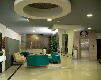 Hotel Quarta Avenida - Montería - Lobby