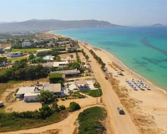 Aronis Plaka Naxos - Plaka - Pláž