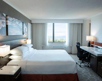 Delta Hotels by Marriott Saguenay Conference Centre - Saguenay - Yatak Odası