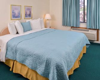 Americas Best Value Inn & Suites - Bluffton - Bluffton - Bedroom