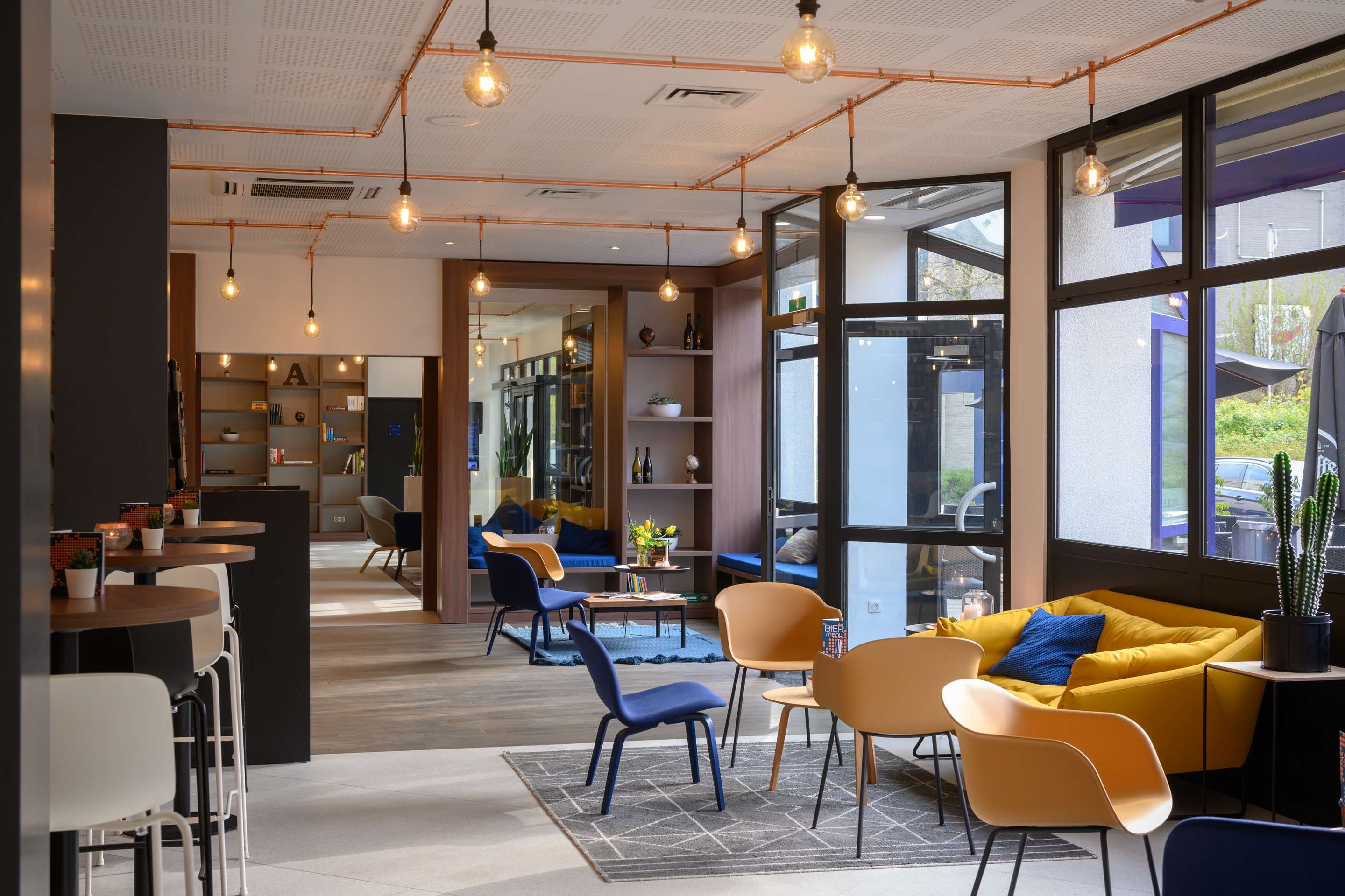 Tulip Inn Antwerpen thumbnail 3