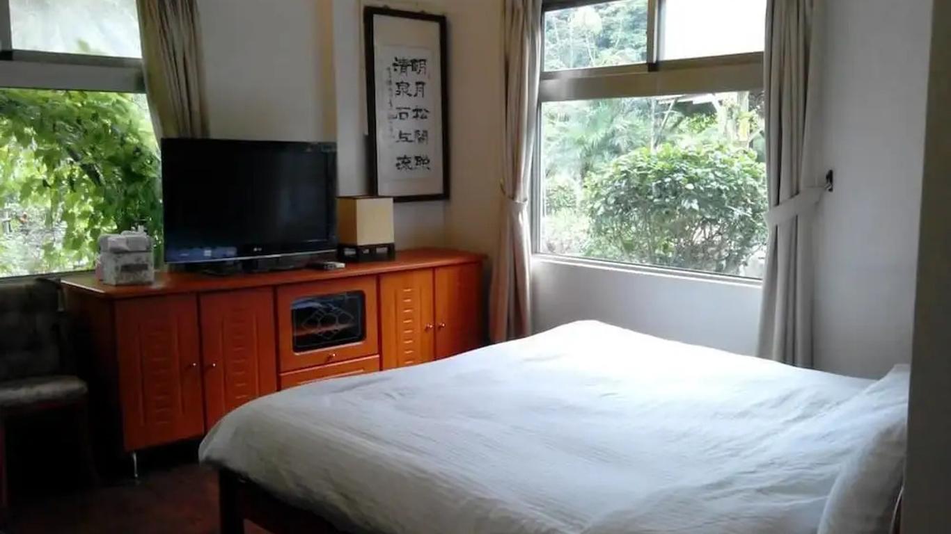Lohas Gallery Long Stay Hostel