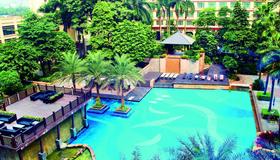 Dong Fang Hotel - Guangzhou - Pool