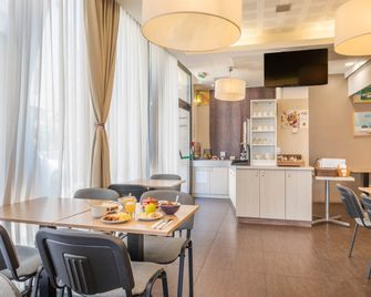 B&B HOTEL Marseille Centre La Timone - Marsiglia - Ristorante