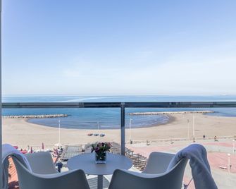 AZ Hotel Vague D'or - Algier - Balkon