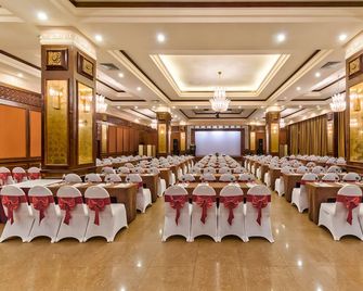 Muong Thanh Holiday Hue Hotel - היו - אולם אירועים