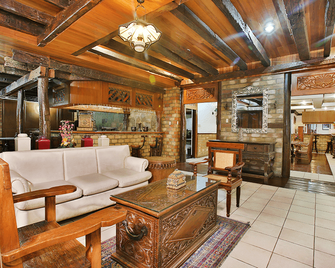 Crown Regency Residences Cebu Hotel - Cebu City - Living room