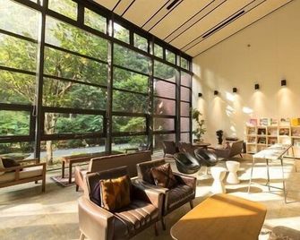 Showa no Mori Forest Lodge - Ōamishirasato - Sala de estar