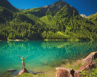 Boutique Hotel e Chalets Salvadori - Mezzana