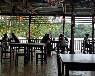 Hotel Playa Bonita - Limón - Restaurante