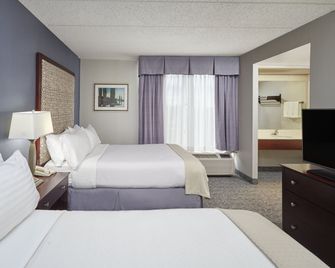 Holiday Inn & Suites Chicago-Carol Stream (Wheaton) By IHG - Carol Stream - Habitación
