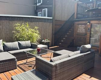 The Center of Vancouver, Spacious Elegant Interior, Spectacular Outdoor Living - 溫哥華 - 陽台