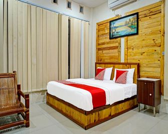 OYO 90979 Ryfana Residence Syariah - Bandar - Habitación