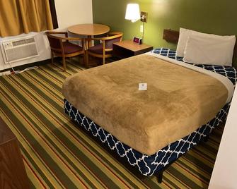 Budget Host Inn Buffalo - Buffalo - Bedroom