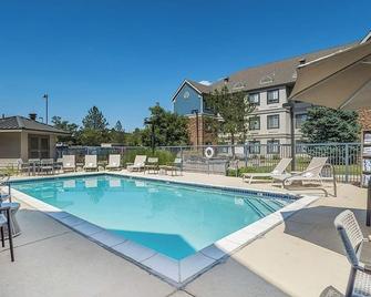 Always a Great Idea To Unwind! Near Rusty Sun Tennis Courts, w/ Swimming Pool! - Lone Tree - Bazén