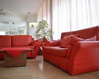 Hotel Bamby - Rimini - Obývací pokoj