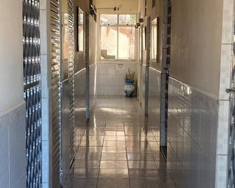 Pousada e Alojamento Engenho de Itaguaí - Itaguaí - Flur