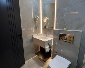 Grand Ezel Hotel - Mersin - Bad