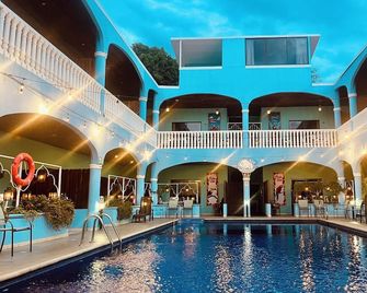 Toro Blanco Resort - Coco