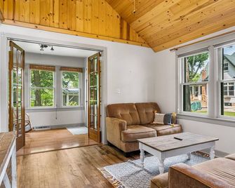 Green Lake 2 Bedroom Home - Green Lake - Sala de estar