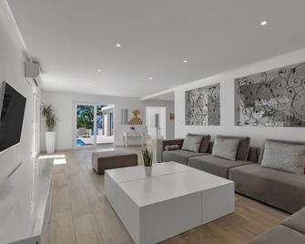 Villa Prestige - Baška Voda - Sufragerie