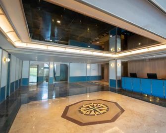 13 Coins Tiwanon Impact Arena Hotel - Mueang Nonthaburi - Lobby