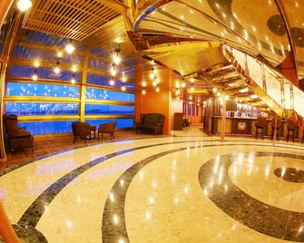 فينتدج لاكشري ياتش هوتل - يانغون - ردهة