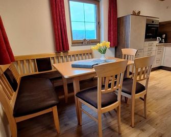 Fewo Nockblick - baby and children's farm Riegler - Rossleiten - Eetruimte