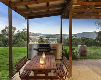 The Lodge by Mt Bellevue - Myrrhee - Patio