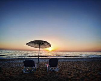 Suite Apartment Beachfront Kalo Nero Beach - Kyparissia - Pláž