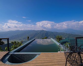 رانيبان ريتريت - بوخارا - شرفة