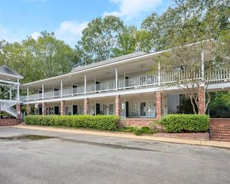 Pet Friendly | Secluded | Quiet | Convenient - Saint Francisville - Edificio