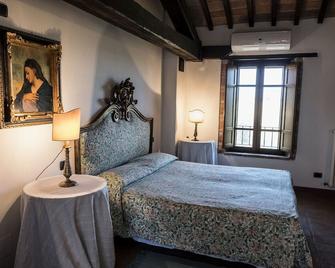 Castello Monticelli - Marsciano - Спальня