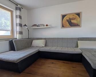 Ferienwohnung Ludwigshöhe - Weißenburg in Bayern - Living room