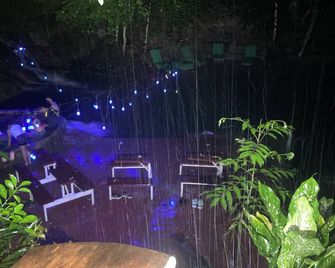 Hotel Posada de Don Alonso - Puerto Barrios - Patio