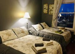 Stunning Empire State View Sleeps 12! - Union City - Bedroom