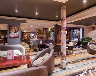 Holiday Inn Newcastle - Jesmond - Newcastle upon Tyne - Area lounge