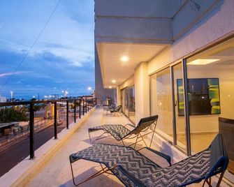 7 Bedroom Luxury Full Floor Apartment with Private Pool - Cartagena - Balcony