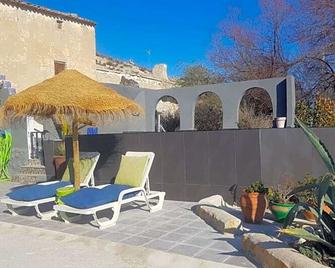 The Cave of Dreams - Baza - Patio