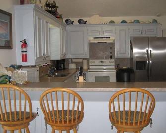 Quiet Bay House Retreat With Easy Access, Great View. - Port O'Connor - Cocina