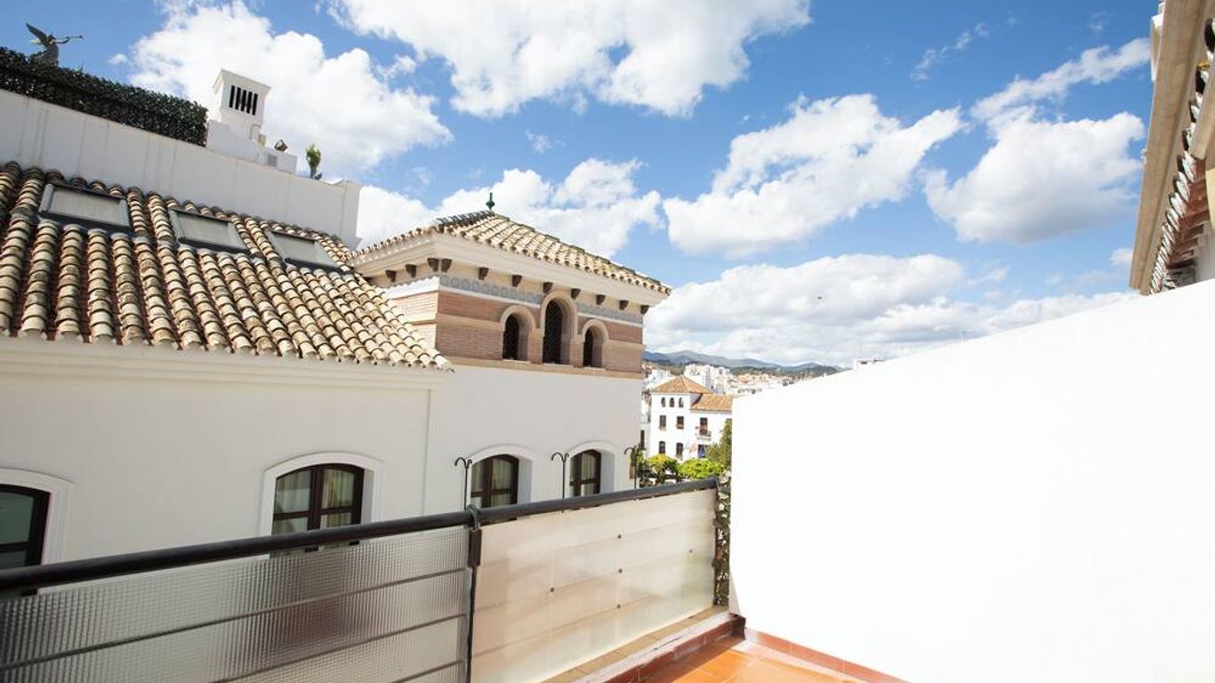 La Malagueña by Croma