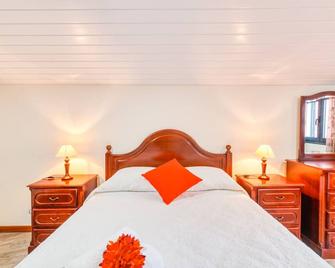 North Coast View House - Seixal - Bedroom