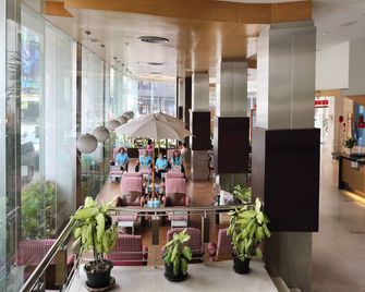 Golden Crown Grand Hotel - Hat Yai - Lobby