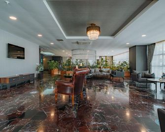 Empula Hotel & Residences - Yomra - Lobby