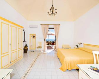 Albergo California - Positano - Slaapkamer