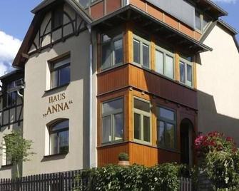 Holiday apartment Bad Blankenburg for 1 - 4 persons with 2 bedrooms - Holiday apartment - Bad Blankenburg - Gebäude