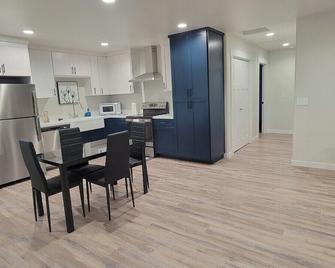 Beautiful new 2 bed 2 bath apartment minutes away from the beautiful Snake River - Burley - Cucina
