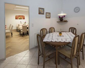 Penzion Jasmin - Liberec - Dining room