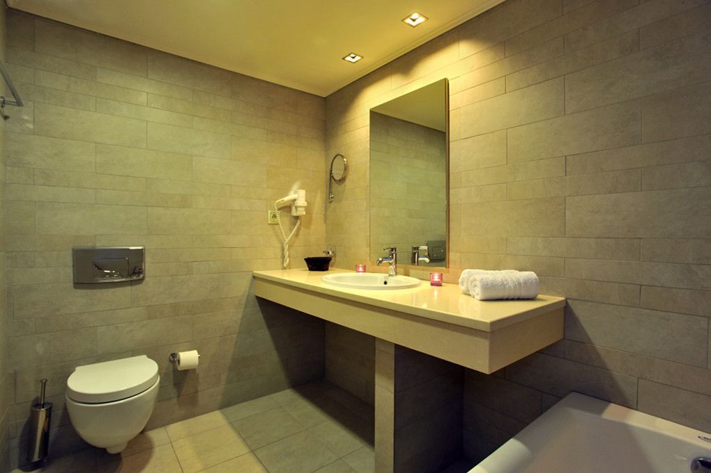 Porto Plaza Hotel - Plati - Bad